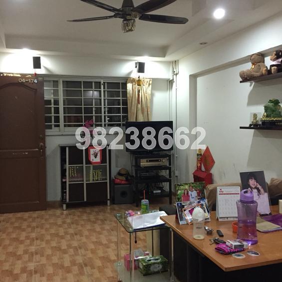 Yishun Street 22 thumbnail photo